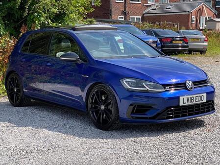 VOLKSWAGEN GOLF 2.0 TSI R DSG 4Motion