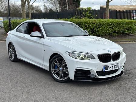 BMW M2 3.0 i 