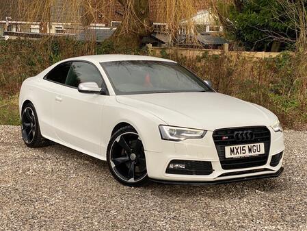 AUDI S5 3.0 TFSI V6 Black Edition 