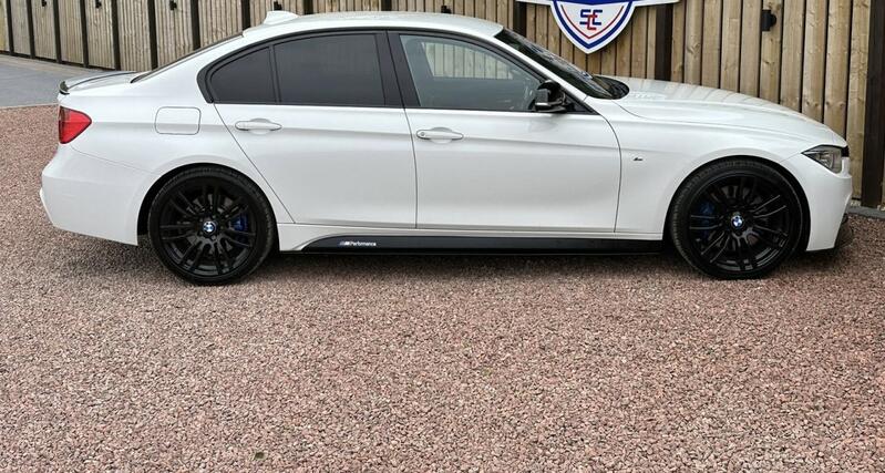 BMW 3 SERIES