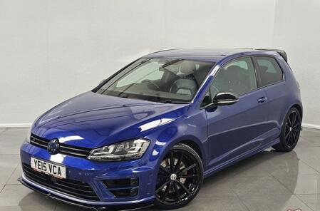 VOLKSWAGEN GOLF 2.0 TSI BlueMotion Tech R