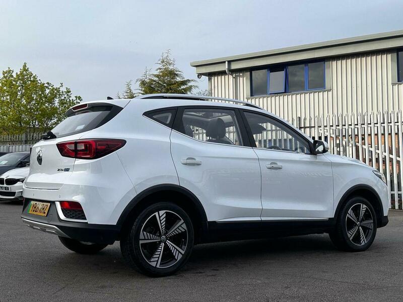 MG ZS