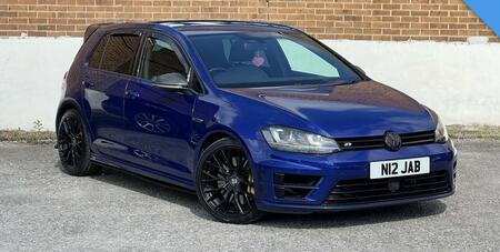 VOLKSWAGEN GOLF 2.0 TSI BlueMotion Tech R