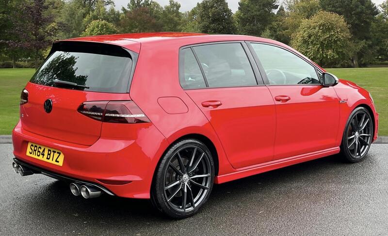 VOLKSWAGEN GOLF