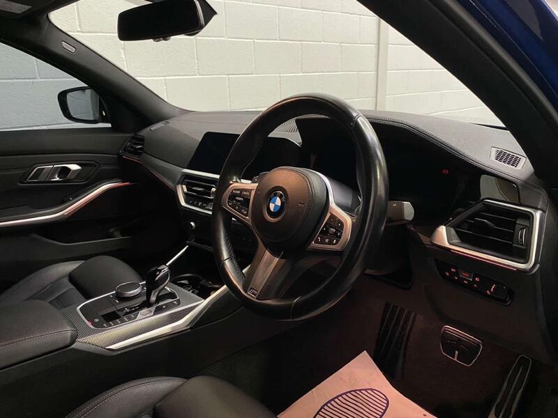 BMW 3 SERIES
