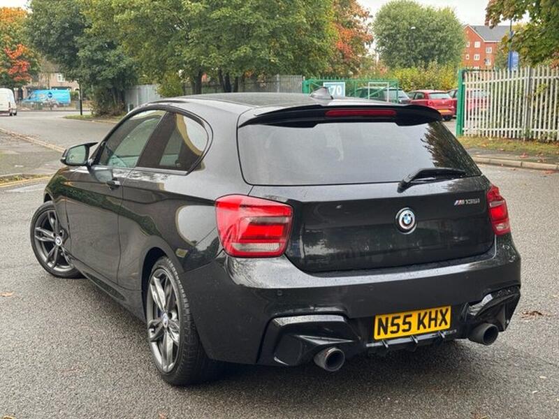 BMW 1 SERIES