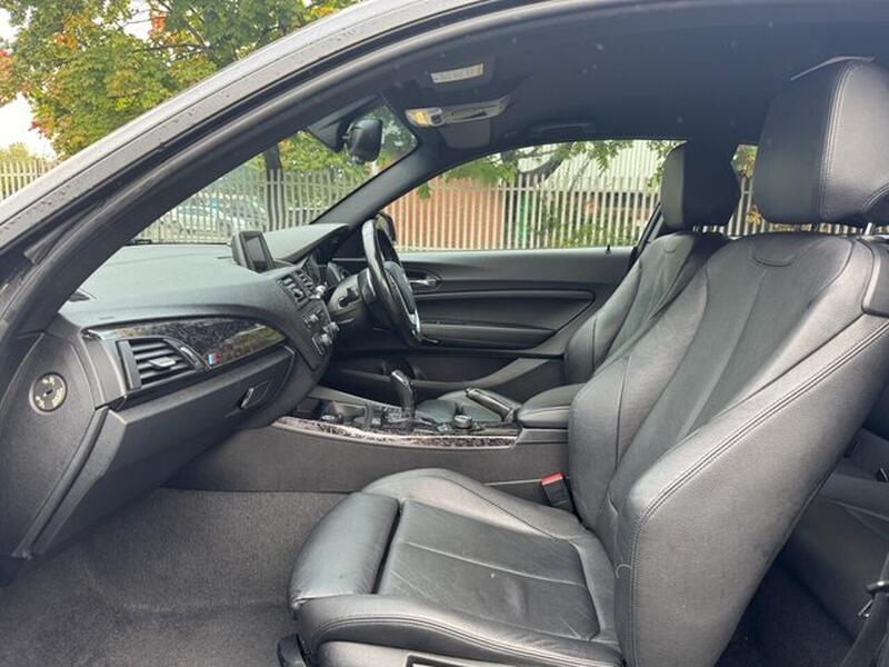 BMW 1 SERIES