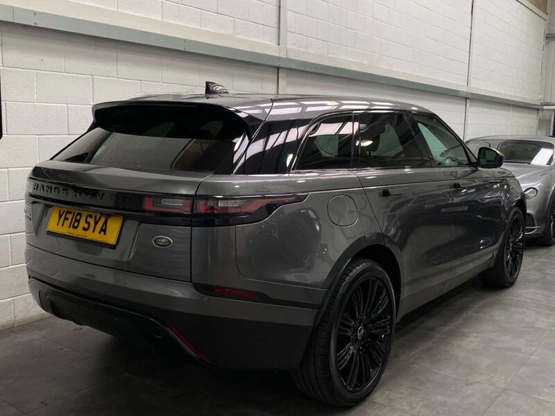LAND ROVER RANGE ROVER VELAR