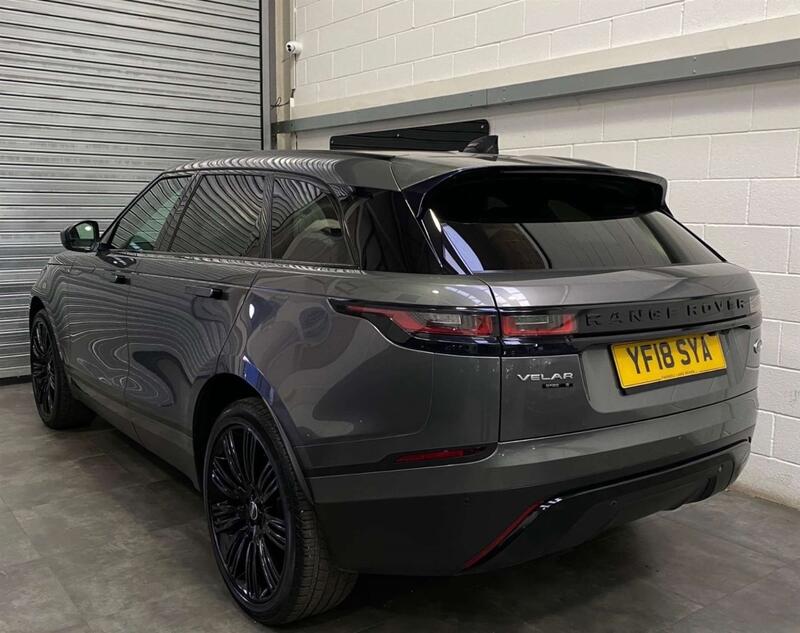 LAND ROVER RANGE ROVER VELAR