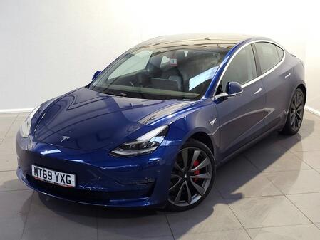 TESLA MODEL 3 (Dual Motor) Performance