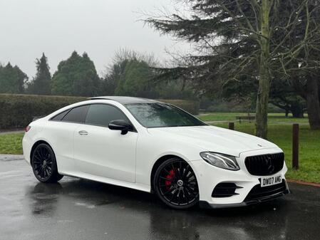 MERCEDES-BENZ E CLASS 2.0 E300 AMG Line