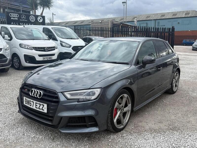 AUDI S3 2.0 TFSI Black Edition