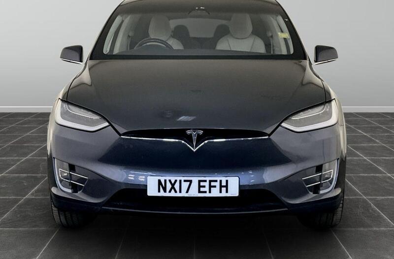 TESLA MODEL X