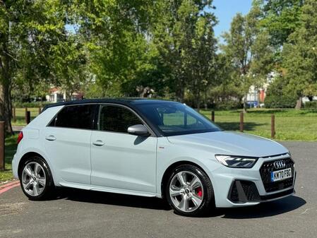 AUDI A1 2.0 TFSI 40 S line Competition