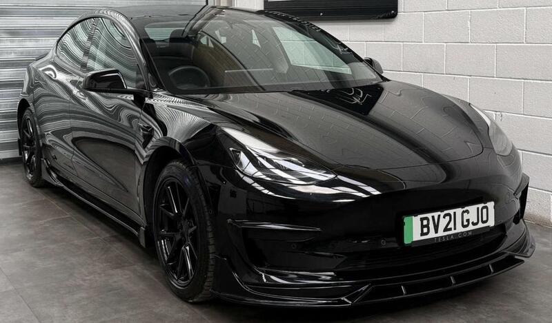 TESLA MODEL 3