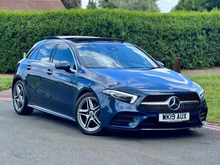 MERCEDES-BENZ A CLASS 2.0 A200d AMG Line
