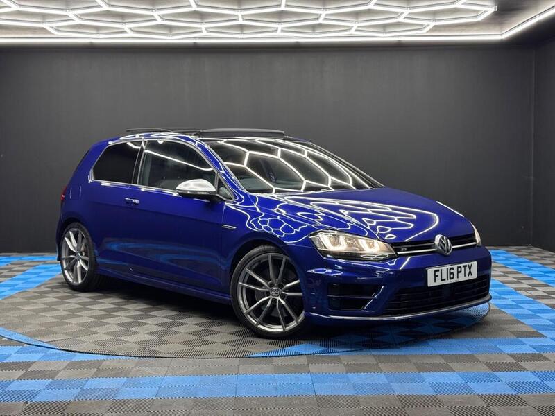 VOLKSWAGEN GOLF 2.0 TSI BlueMotion Tech R