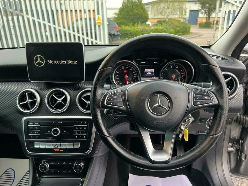 MERCEDES-BENZ 180